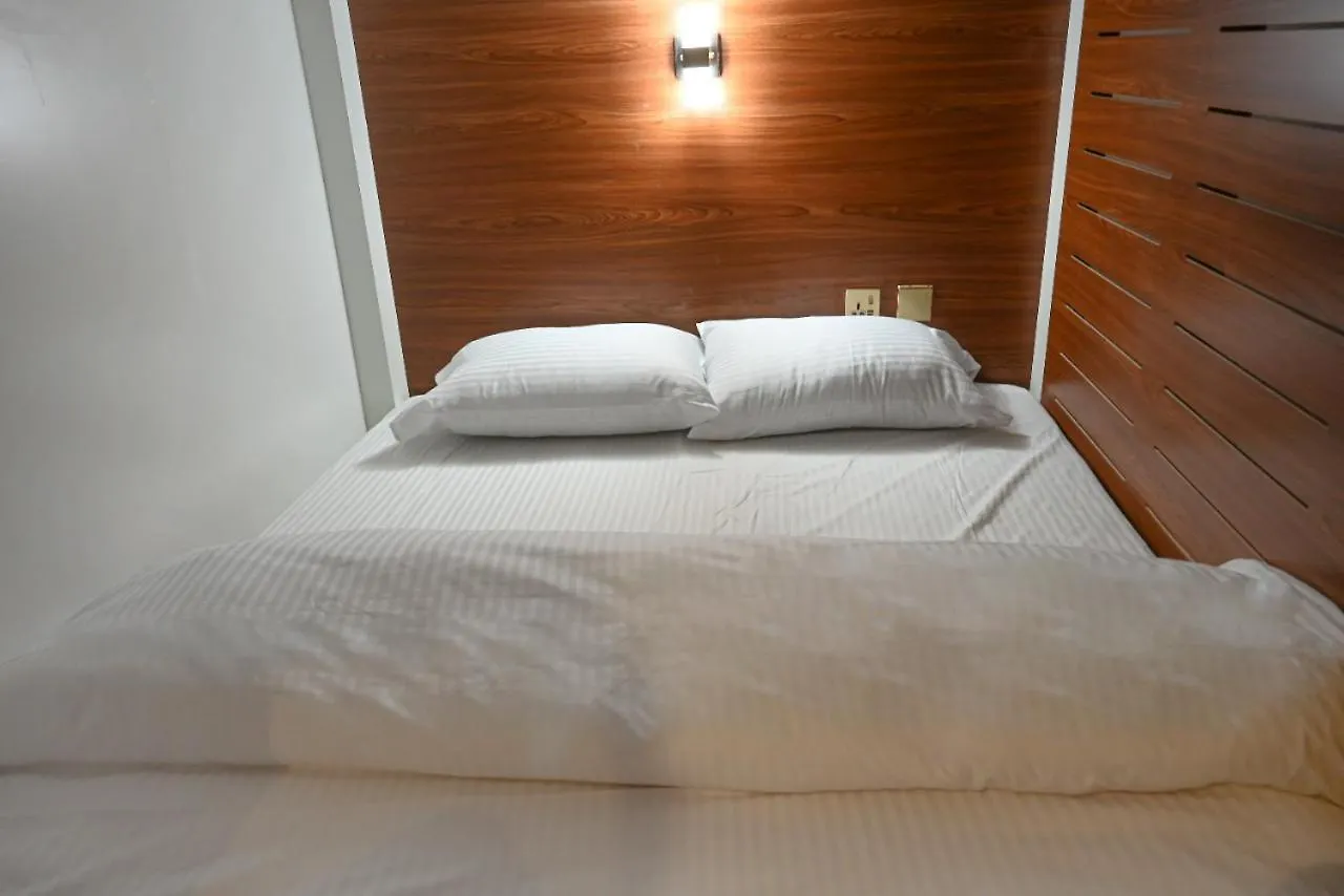 Kapselhotel Yoi Pod Hostel - Deira Al Rigga Dubai